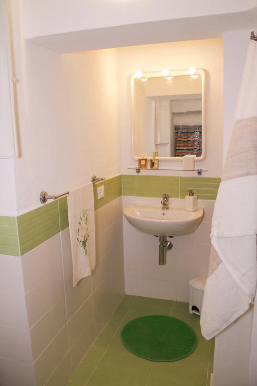 Abitare Il Borgo Piazza Del Popolo Lägenhet Castagneto Carducci Exteriör bild