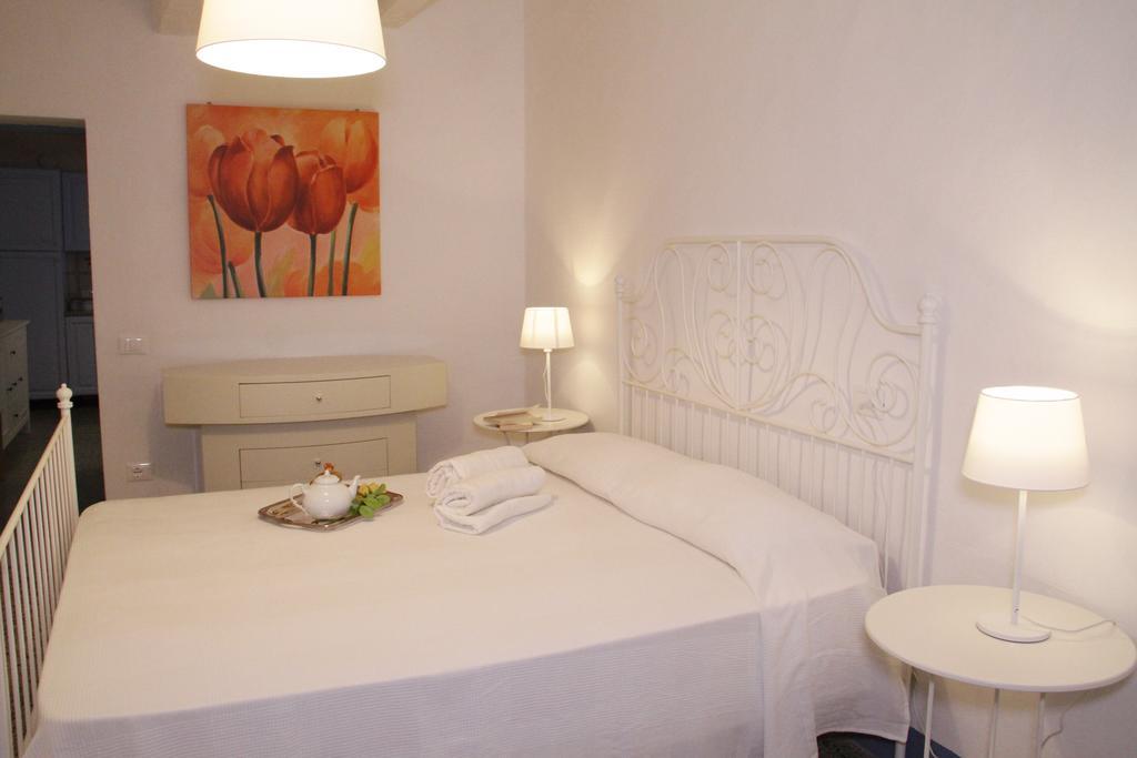 Abitare Il Borgo Piazza Del Popolo Lägenhet Castagneto Carducci Exteriör bild