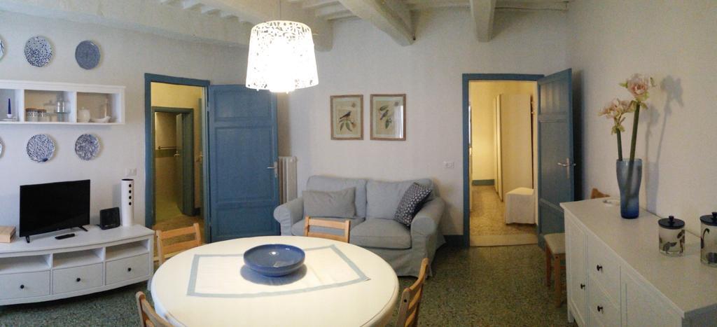 Abitare Il Borgo Piazza Del Popolo Lägenhet Castagneto Carducci Exteriör bild